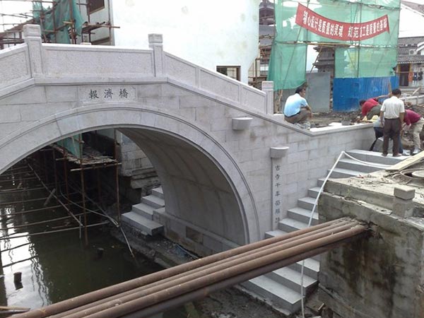 上海南翔老街报济桥